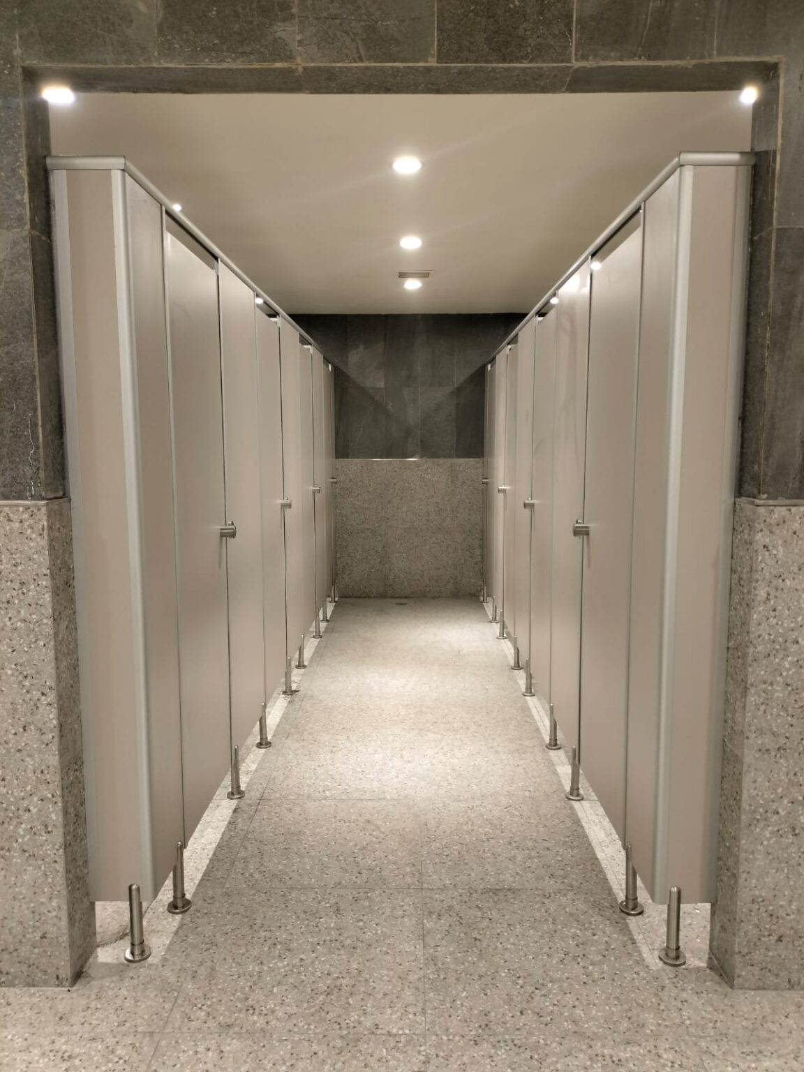 corridor design interior starbuild.id