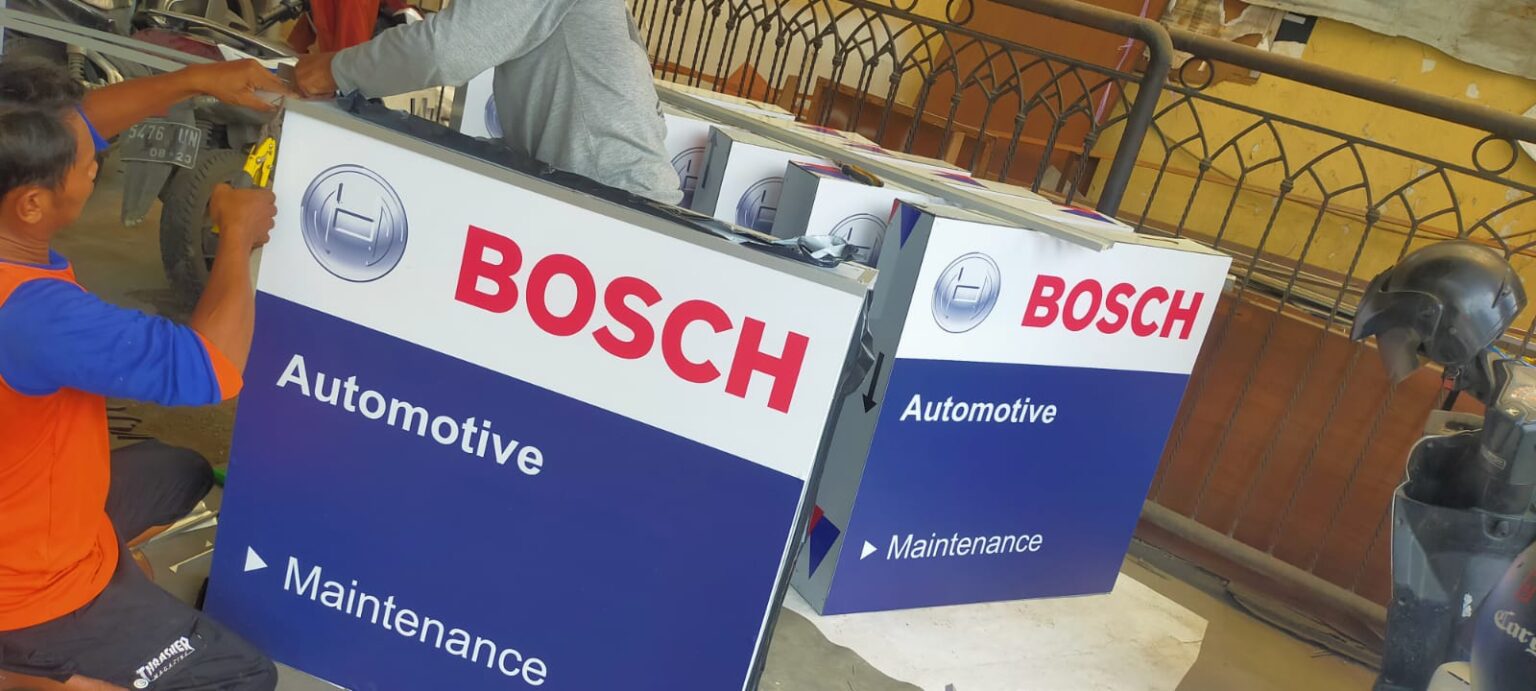 sign box Advertising starbuild.id